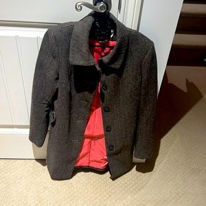 Brown. Small. Trendy. Never worn.